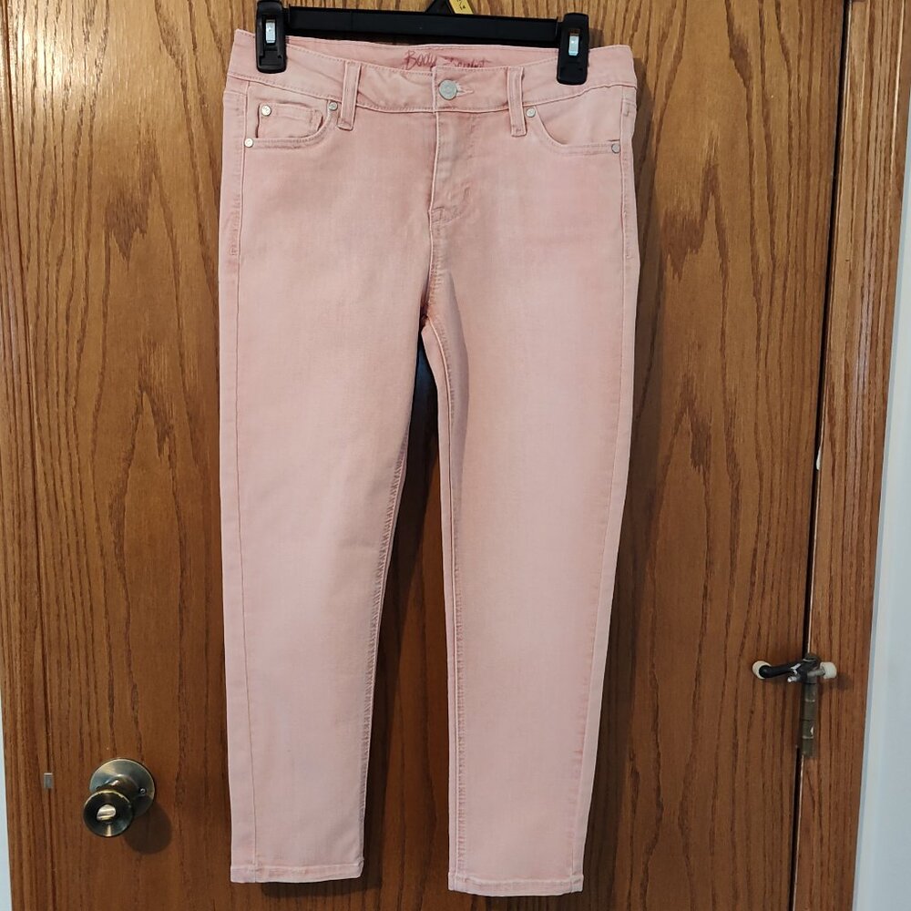 Celebrity Pink Body Sculpt coral light crop jeans, excellent used cond. sz. 7/28